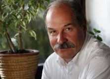 Félbevágott pipafüst – Berecz András előadóestje Hernádon