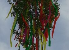 „Te vagy, május ? Csakugyan itt vagy?”