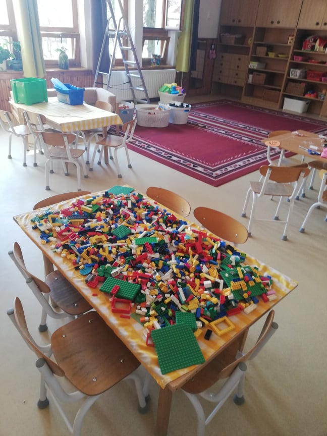 Kollégáink rendületlenül dolgoznak