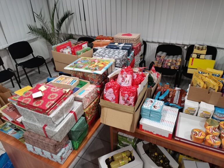 Úton vannak az idei „Adni jó!” gyűjtés csomagjai