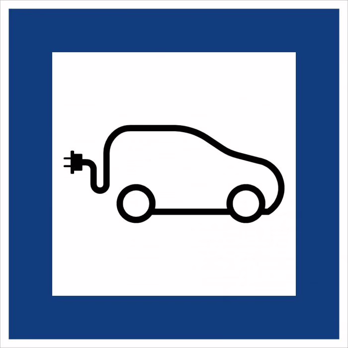 Nyilvános elektromos töltőállomás az Óvodánál