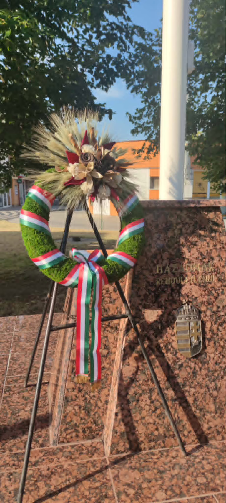 Isten éltesse Magyarországot!